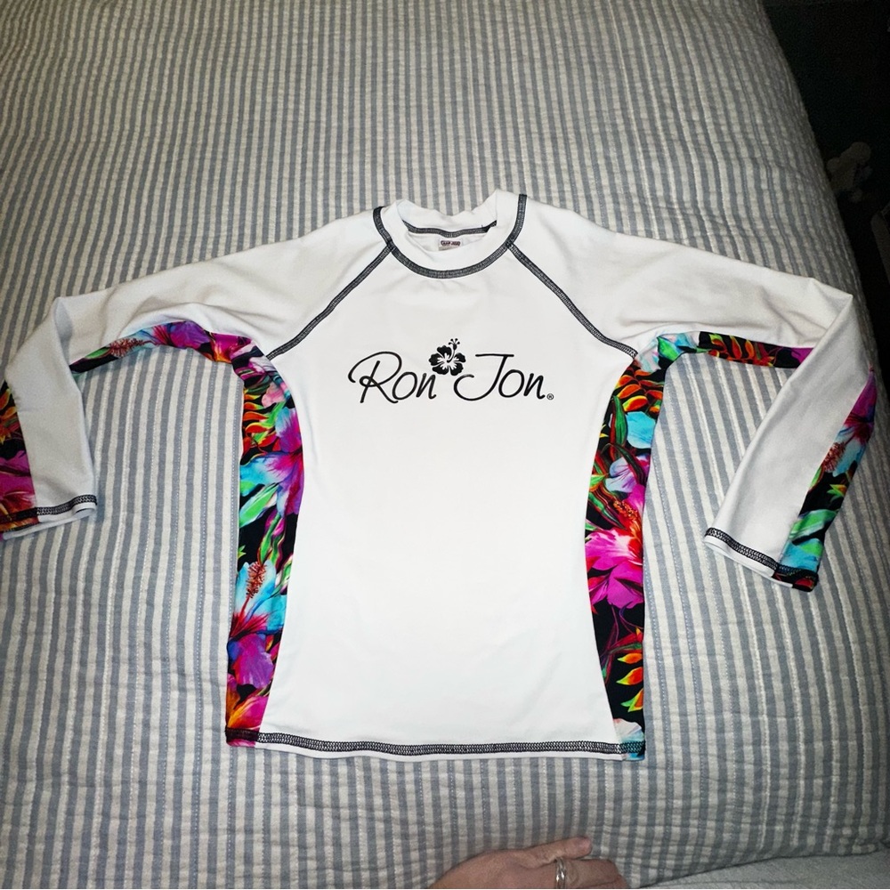 Ron Jon Kids size 12 White/Hibiscus Long‎ Sleeve Rash Guard swim top